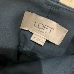 LOFT Pants - Loft straight leg ankle pants LOFT Pants - Loft straight leg ankle pants